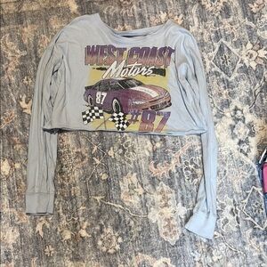 Aeropostale Gray Graphic Crop Top